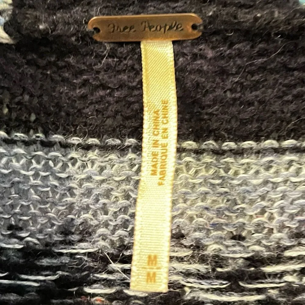 Free People Yesterdays Smile Aztec Striped Duster Boho Long Cardigan Sweater M - Picture 7 of 7